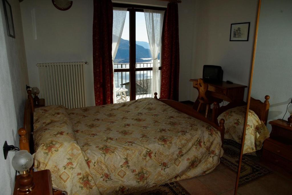 Hotel Tamola Sorico Room photo