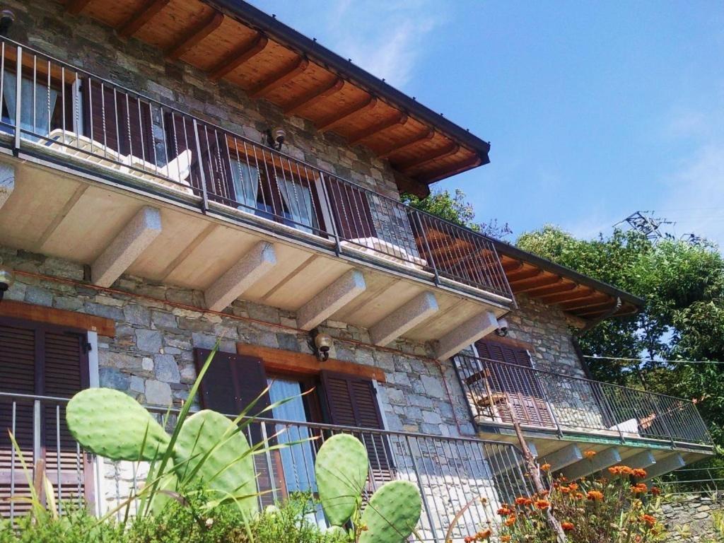 Hotel Tamola Sorico Exterior photo